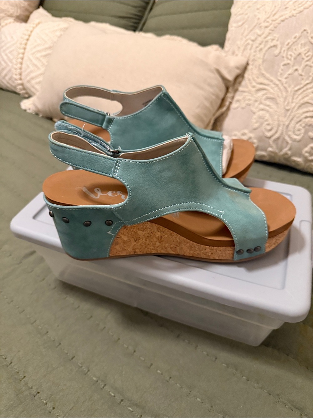 Very G Turquoise Open-Toe Slingback Sandals - Picture 4 of 5